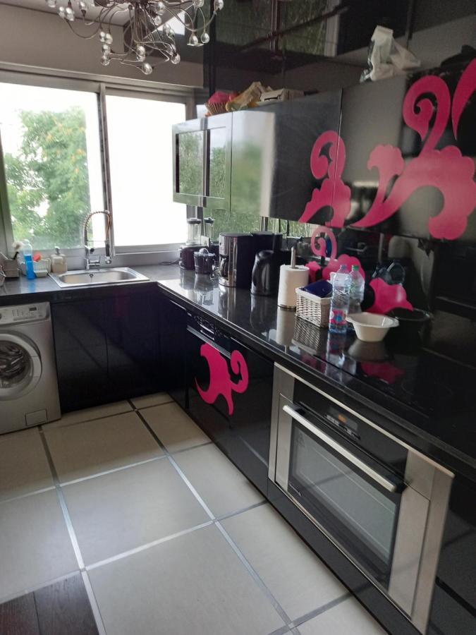 Parisian Sparkle Retreat Neuilly-sur-Seine Ngoại thất bức ảnh